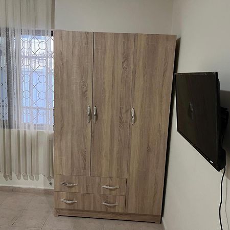 Villa Istanbul Tirana Buitenkant foto